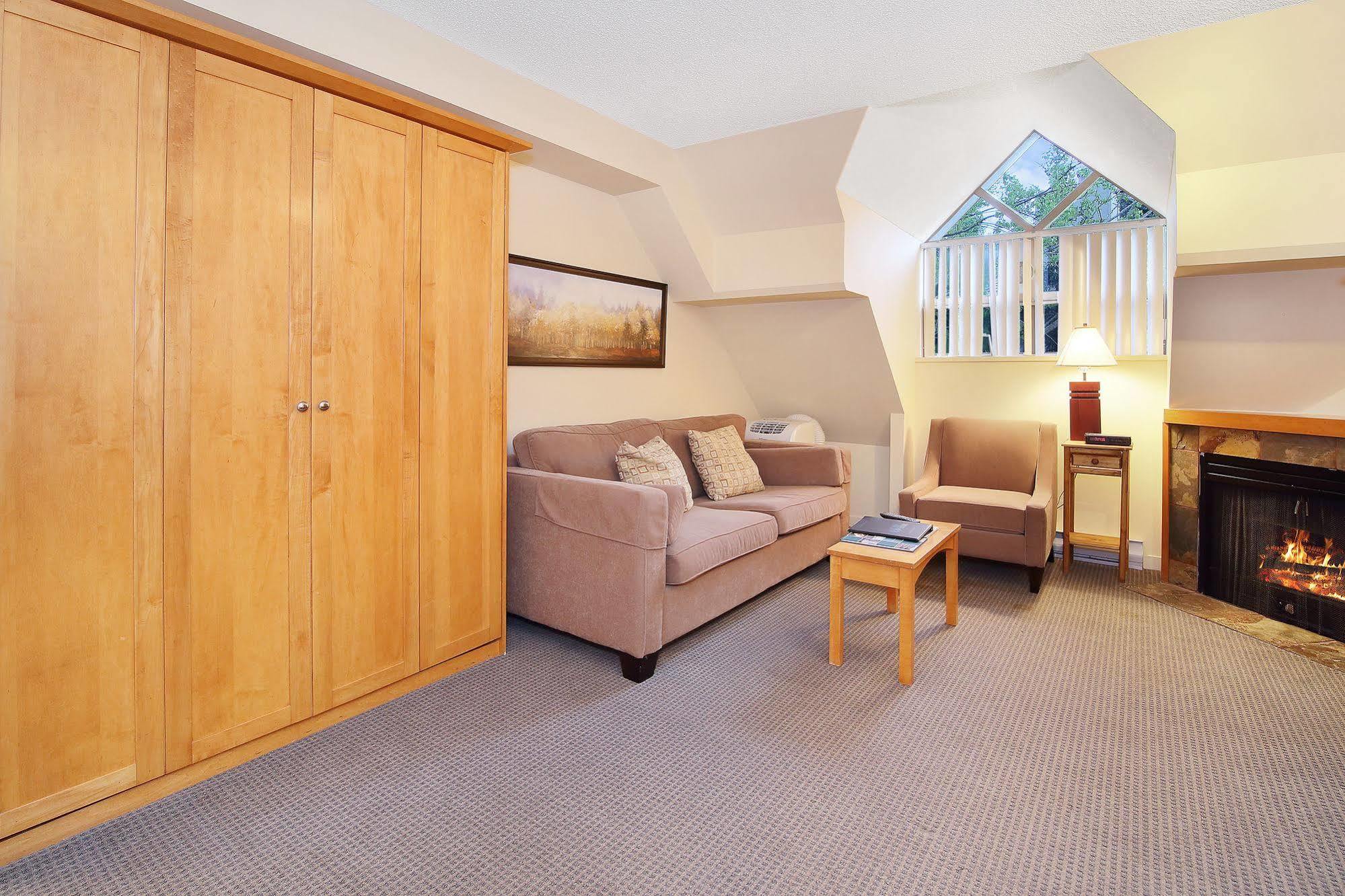 Whistler Village Centre By Elevate Vacations 外观 照片